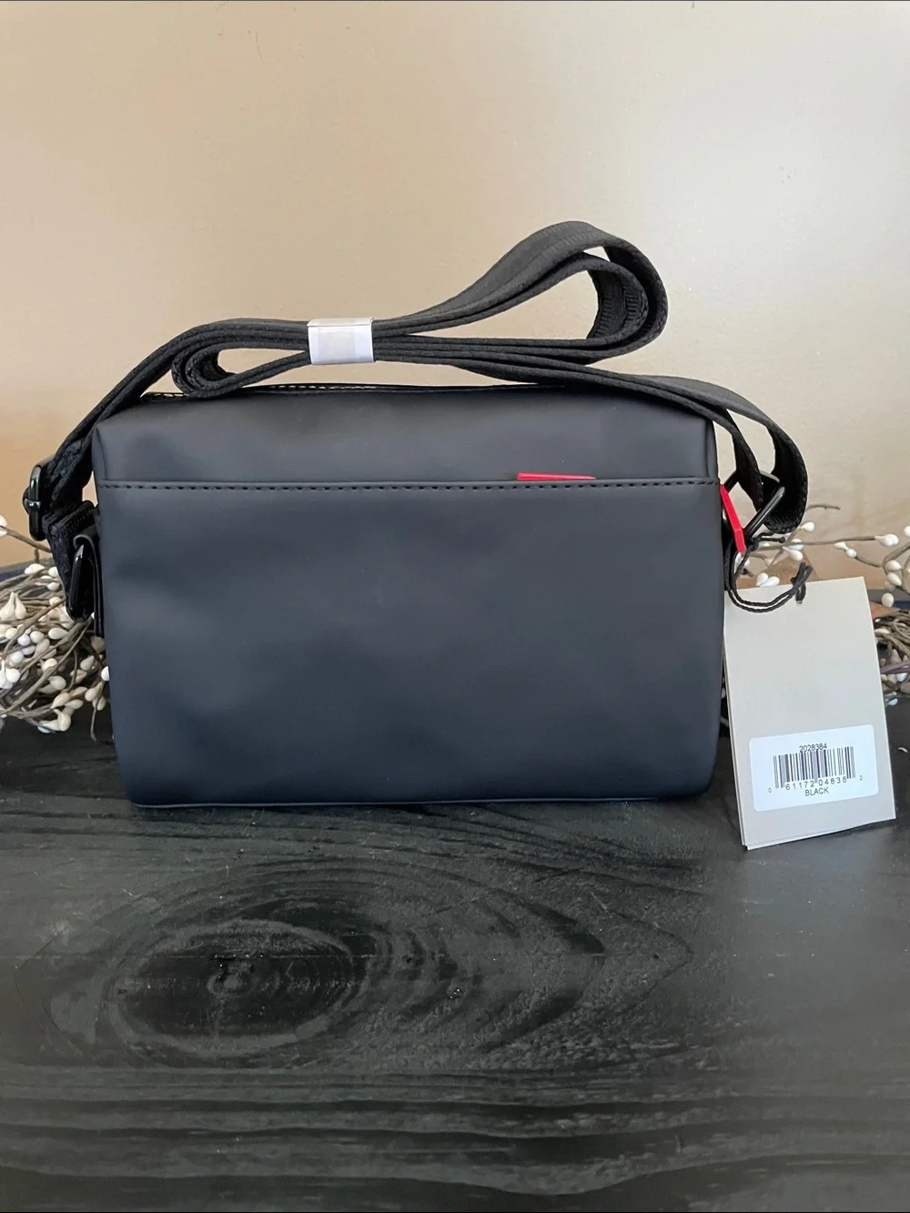 NWT Hunter Black Crossbody Water Resistant Bag with Red Logo Accent 9”x6.5”